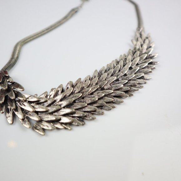 Dragon Wing Scale Necklace - Picture 6 of 8